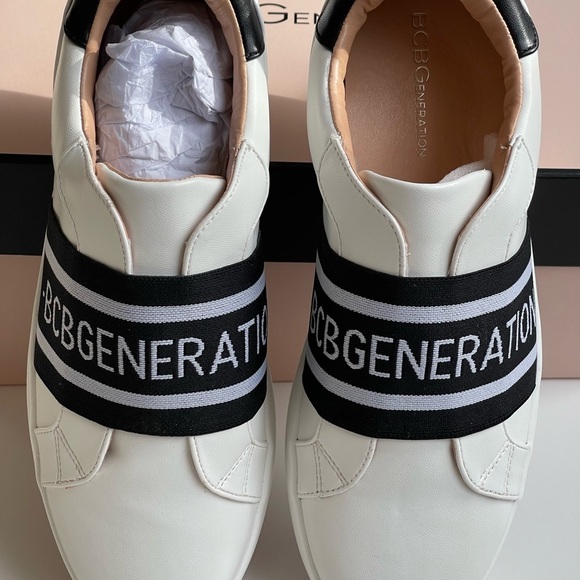 BCBGeneration Obie Sneaker size 9M - Picture 2 of 9